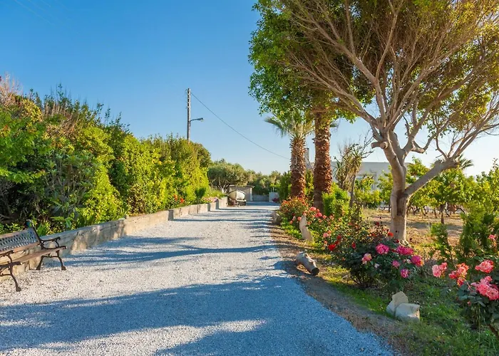 Villa Chrysalida, Unspeakble Views And Privacy!