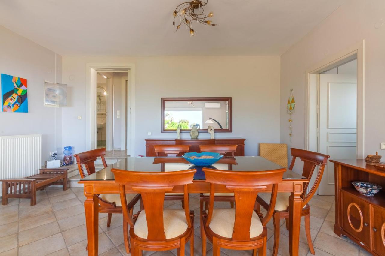 Chrysalida, Unspeakble Views And Privacy! * Skaleta